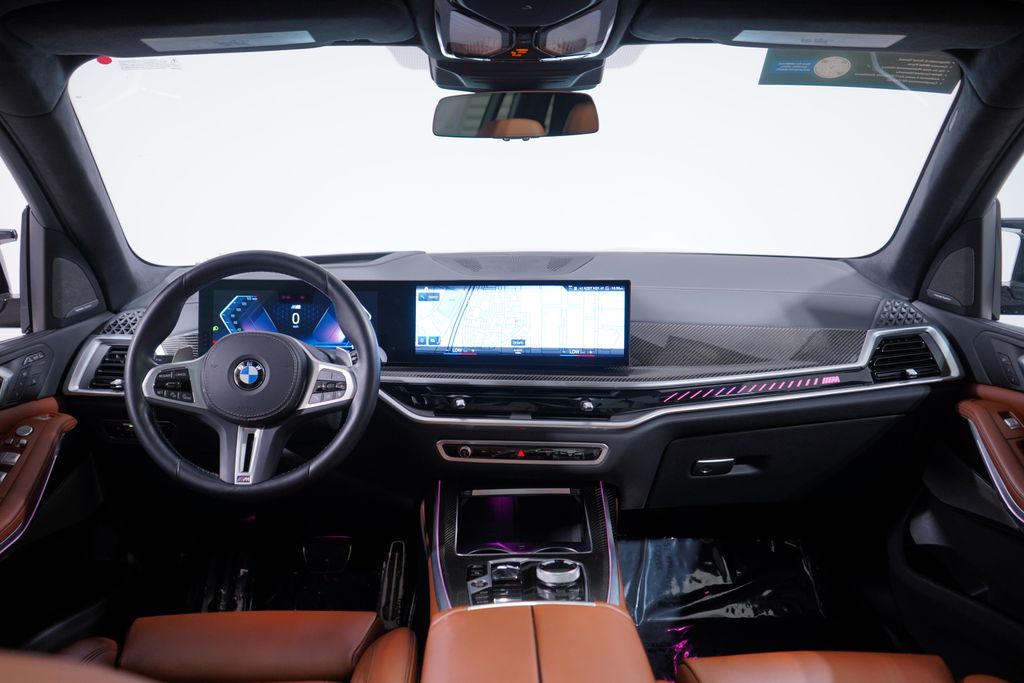 Thumbnail: 2023 BMW X7 - 11