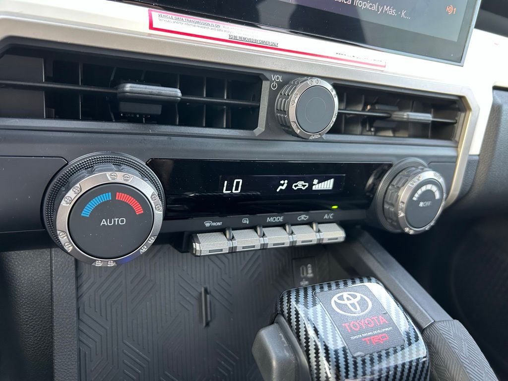 2024 Toyota Tacoma TRD Sport 26