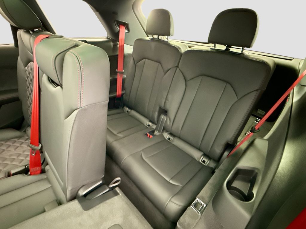 Thumbnail: 2026 Audi Q7 - 23