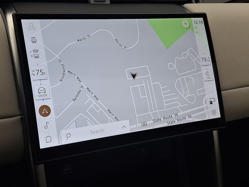 Thumbnail: 2025 Land Rover Discovery Sport - 19