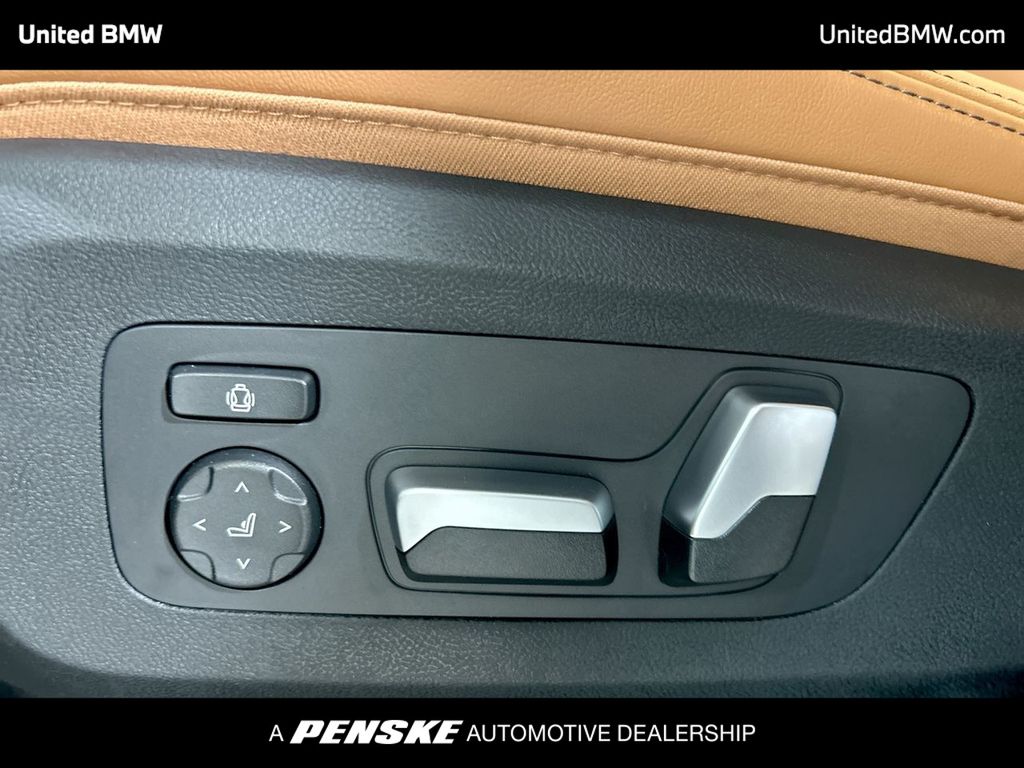 2026 BMW X5 sDrive40i 12