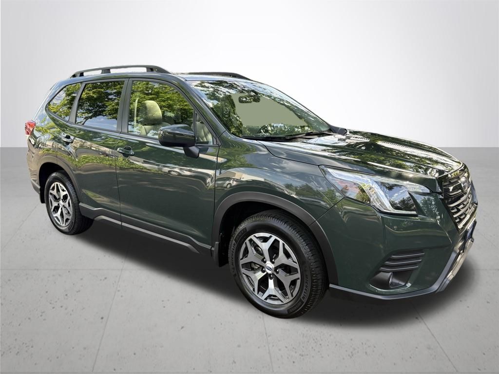 2023 Subaru Forester Premium