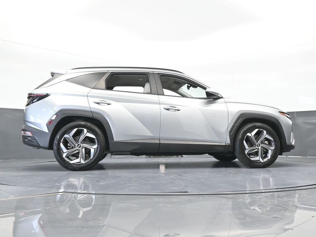 Used 2023 Shimmering Silver Hyundai SEL image 59