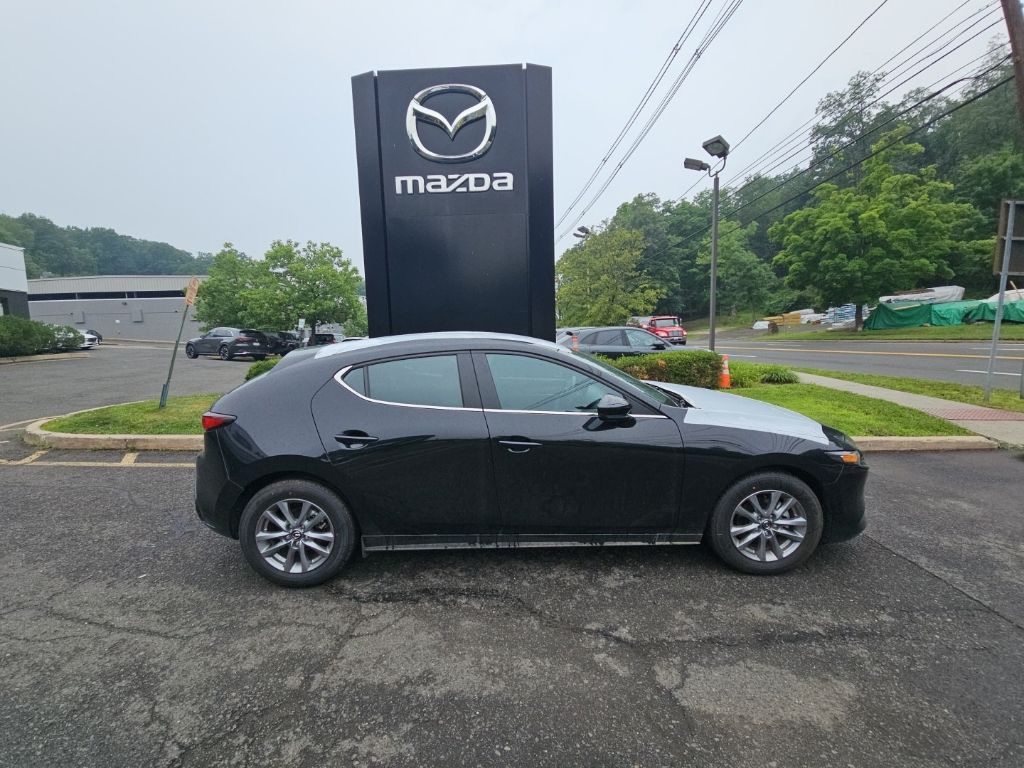Jet Black Mica 2026 Mazda MAZDA3 Hatchback Front-Wheel Drive 6-Speed Automatic