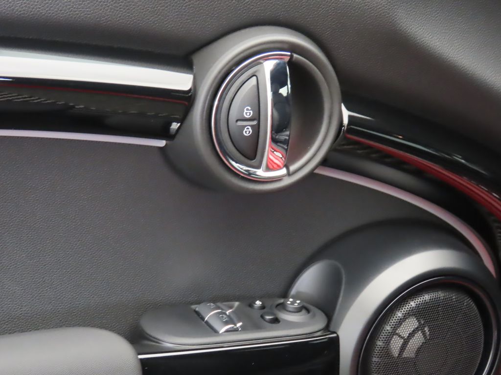 Thumbnail: 2023 MINI Cooper - 24