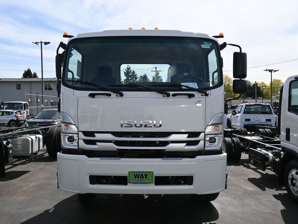 2025 Isuzu FTR 