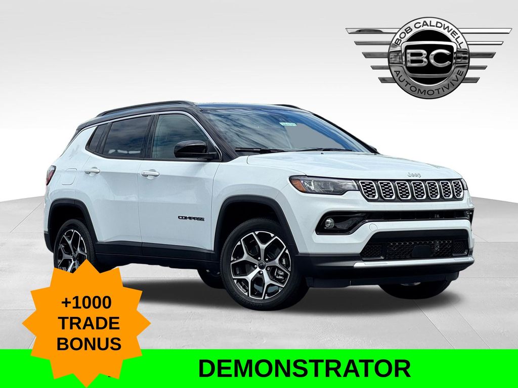 Bright White Clearcoat 2026 Jeep Compass SUV / Crossover Four-Wheel Drive 8-Speed Automatic