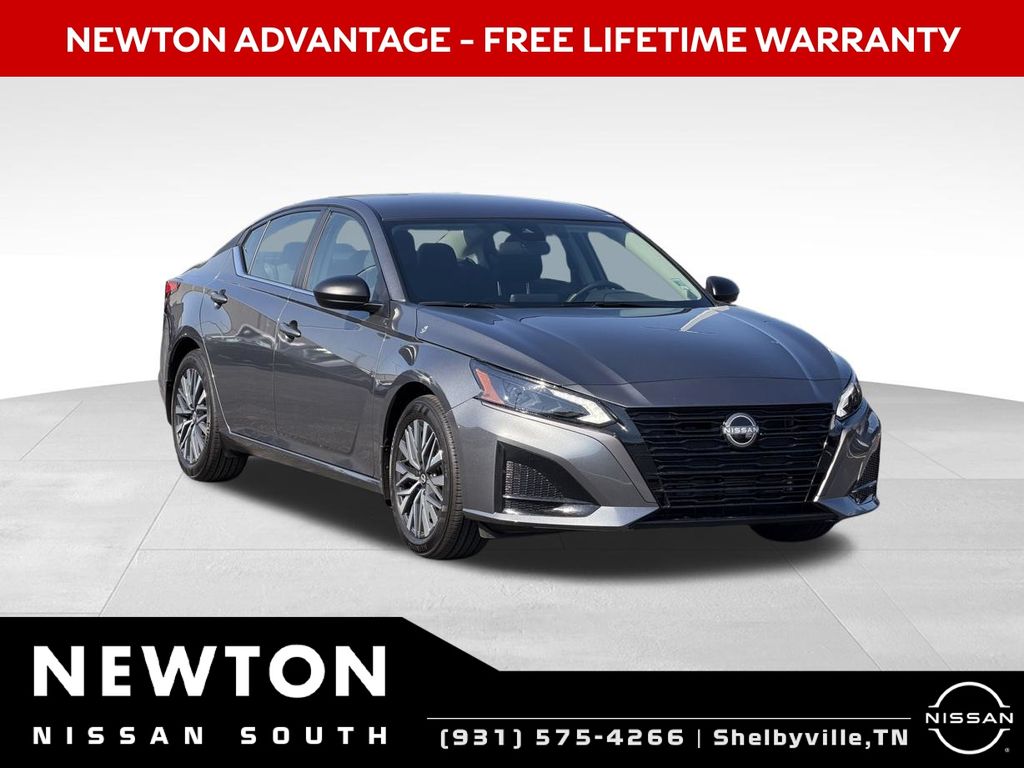 Gray (Gun Metallic) 2026 Nissan Altima 2.5 SV FWD Sedan Front-Wheel Drive Continuously Variable Transmission