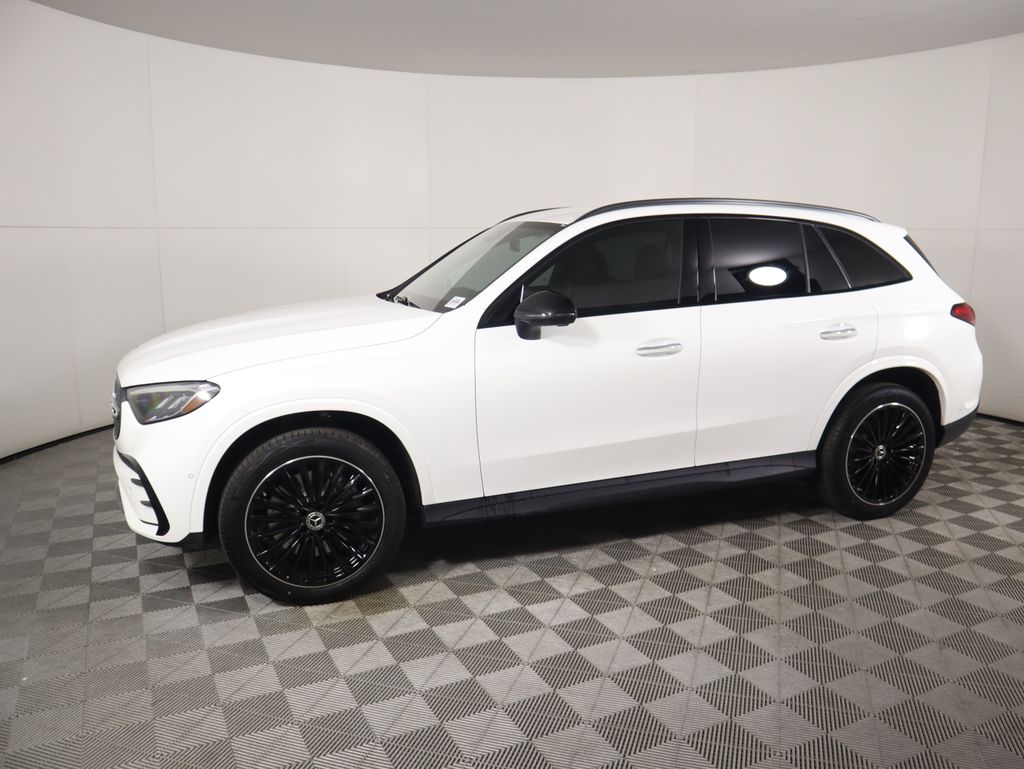 Thumbnail: 2026 Mercedes-Benz GLC - 8