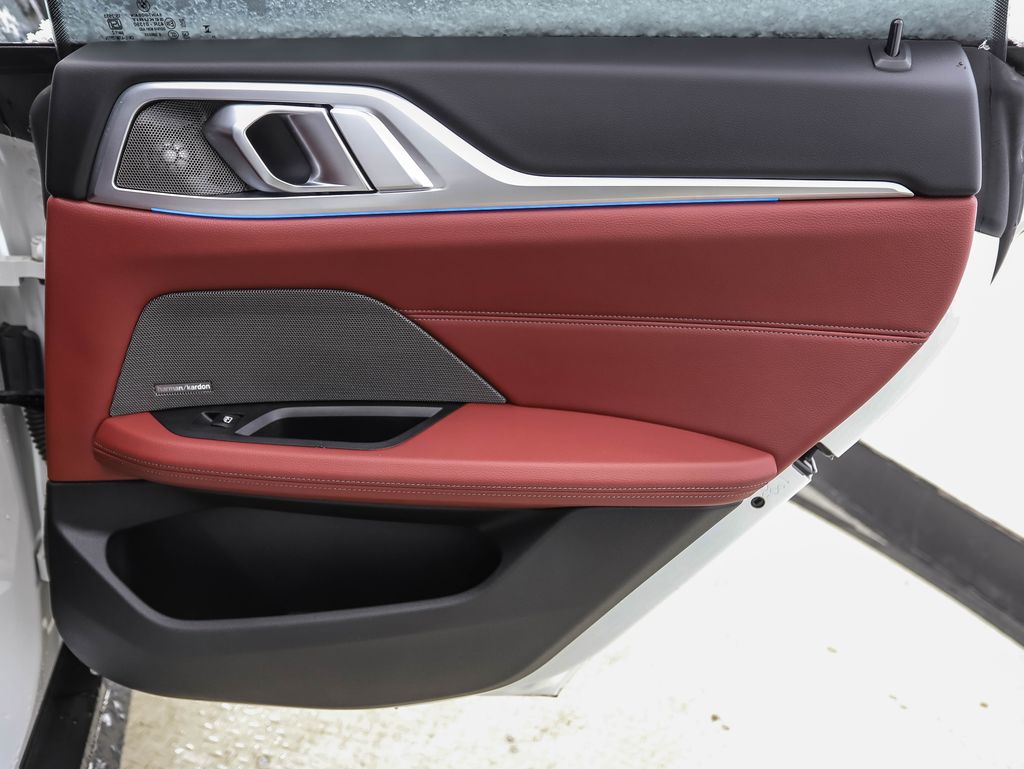 Thumbnail: 2025 BMW i4 - 25