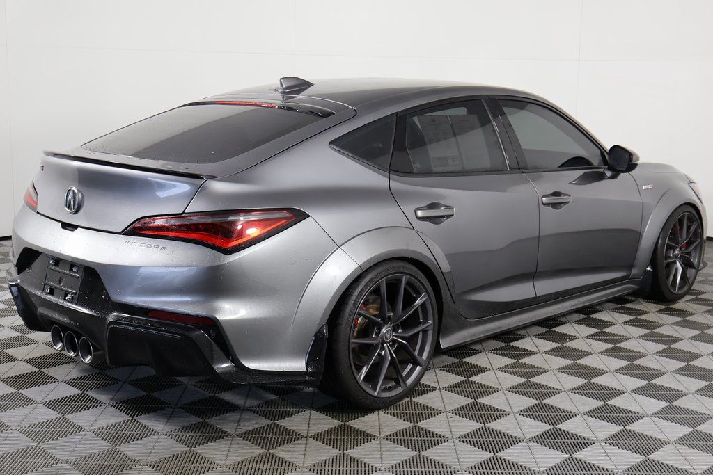 Thumbnail: 2024 Acura Integra - 4