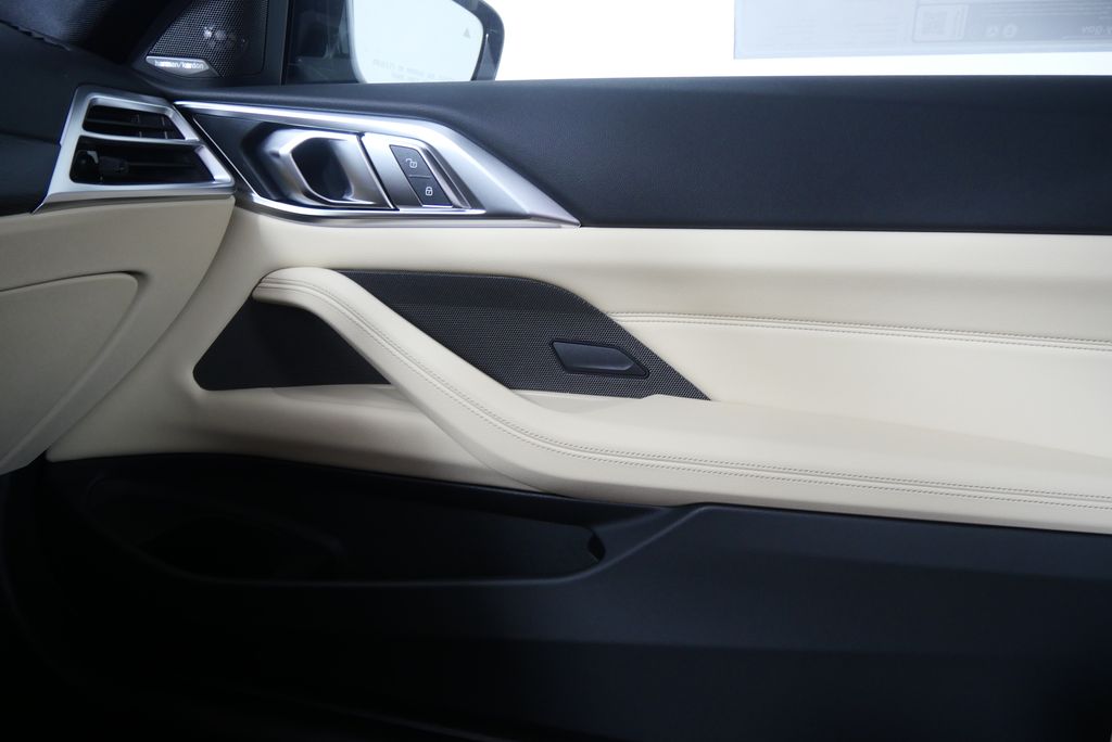 Thumbnail: 2026 BMW 4 Series - 22