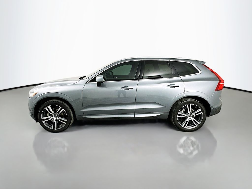 Thumbnail: 2019 Volvo XC60 - 8