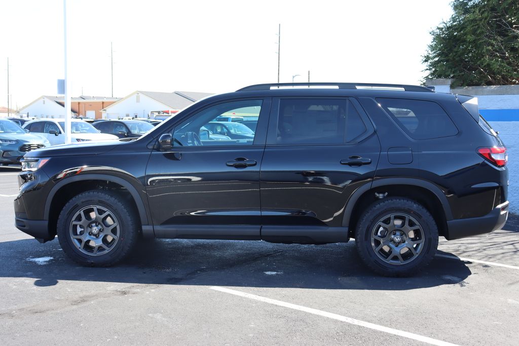 2025 Honda Pilot TrailSport 2