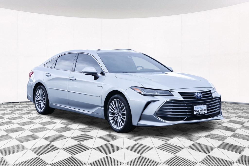 2019 Toyota Avalon Hybrid Limited 9