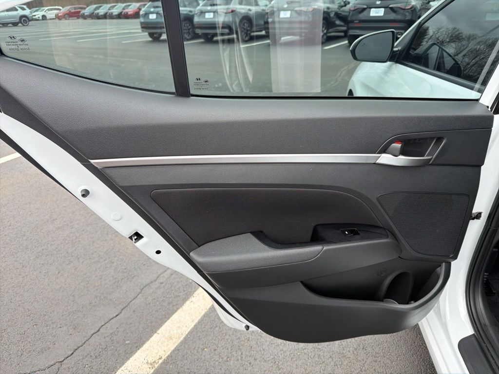 Thumbnail: 2019 Hyundai Elantra - 20