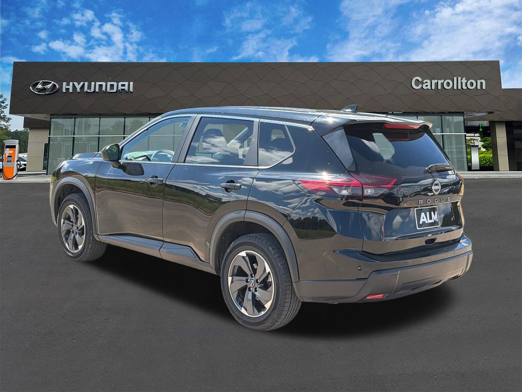 Used 2025 Black Nissan SV image 7