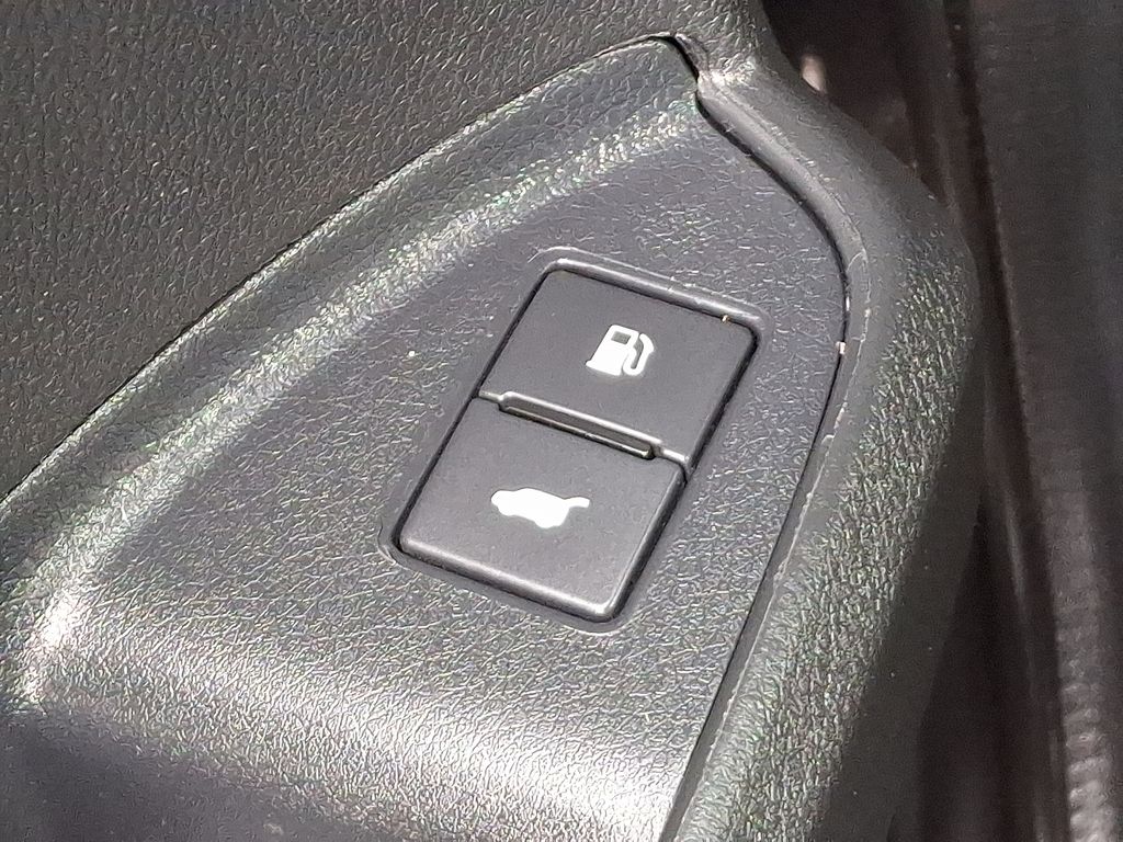 Thumbnail: 2022 Honda Pilot - 28