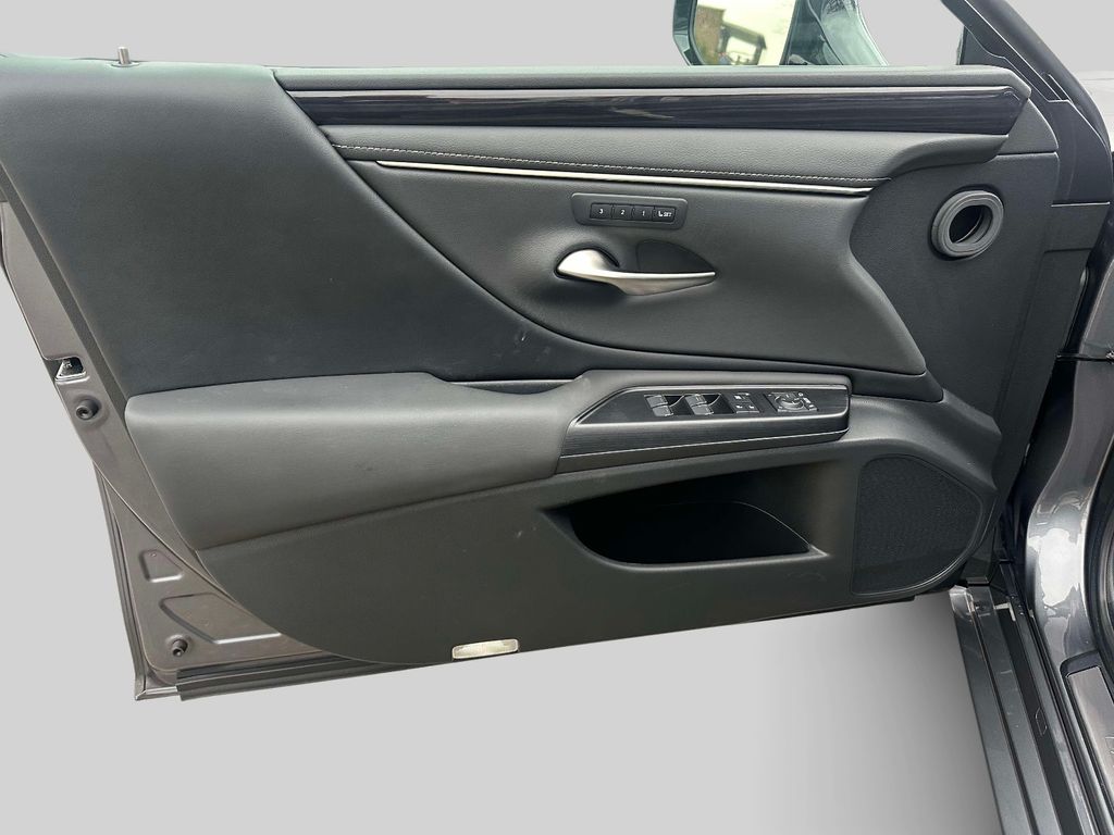 used 2021 Lexus ES car, priced at $34,495