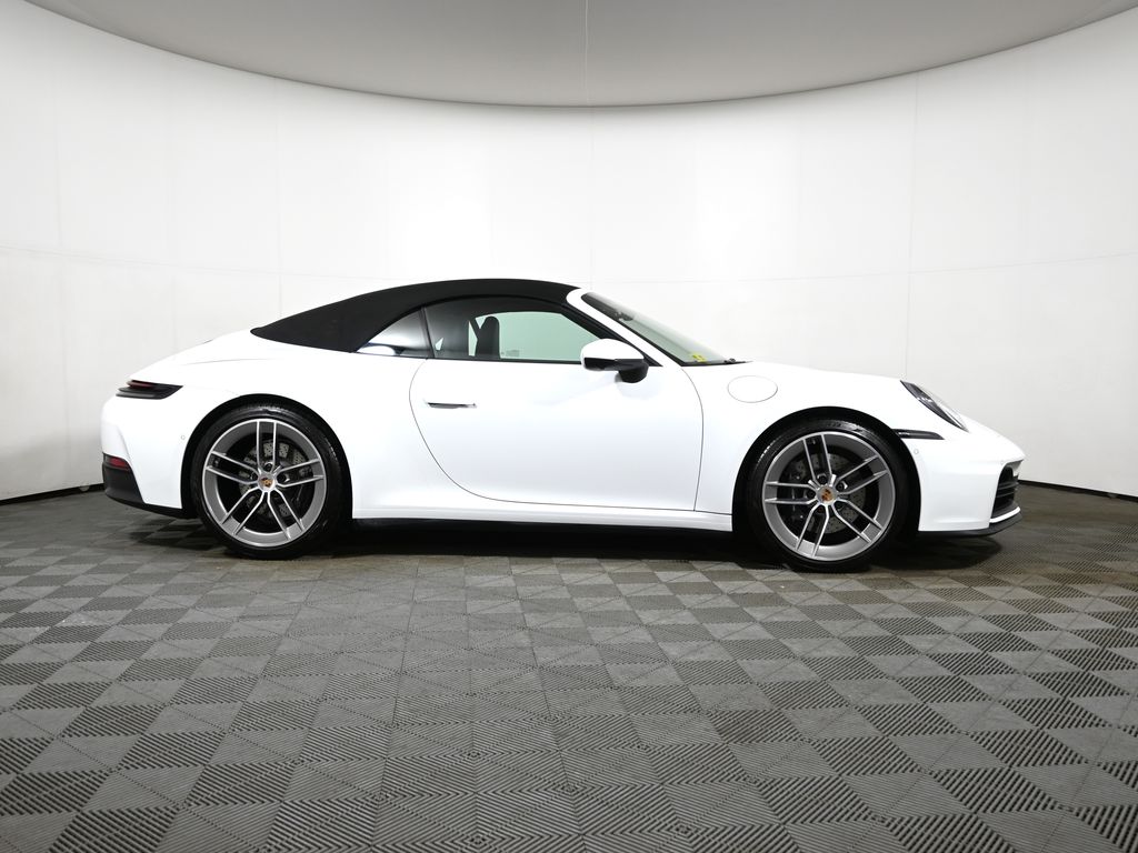 Thumbnail: 2025 Porsche 911 - 8