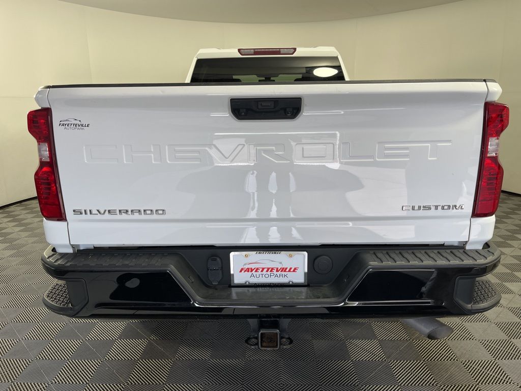 2022 Chevrolet Silverado 2500 Custom 4