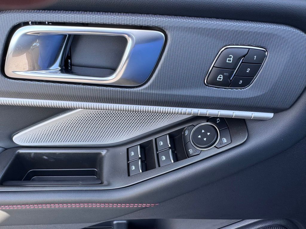 FordExplorer23