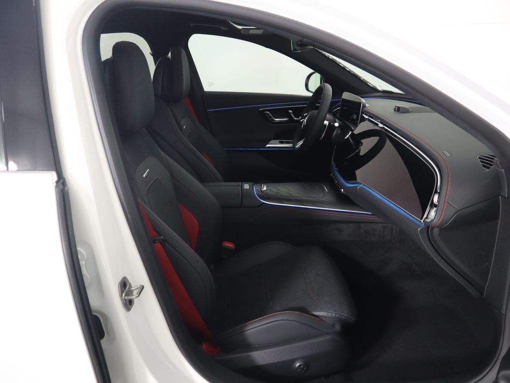 Thumbnail: 2026 Mercedes-Benz E-Class - 22