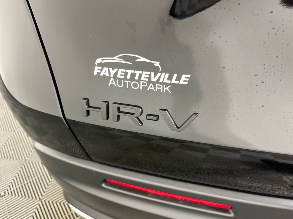 Thumbnail: 2027 Honda HR-V - 17
