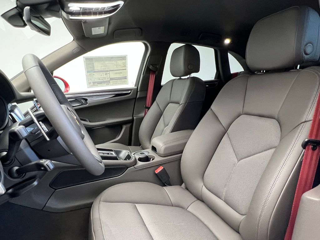2024 Porsche Macan S 5