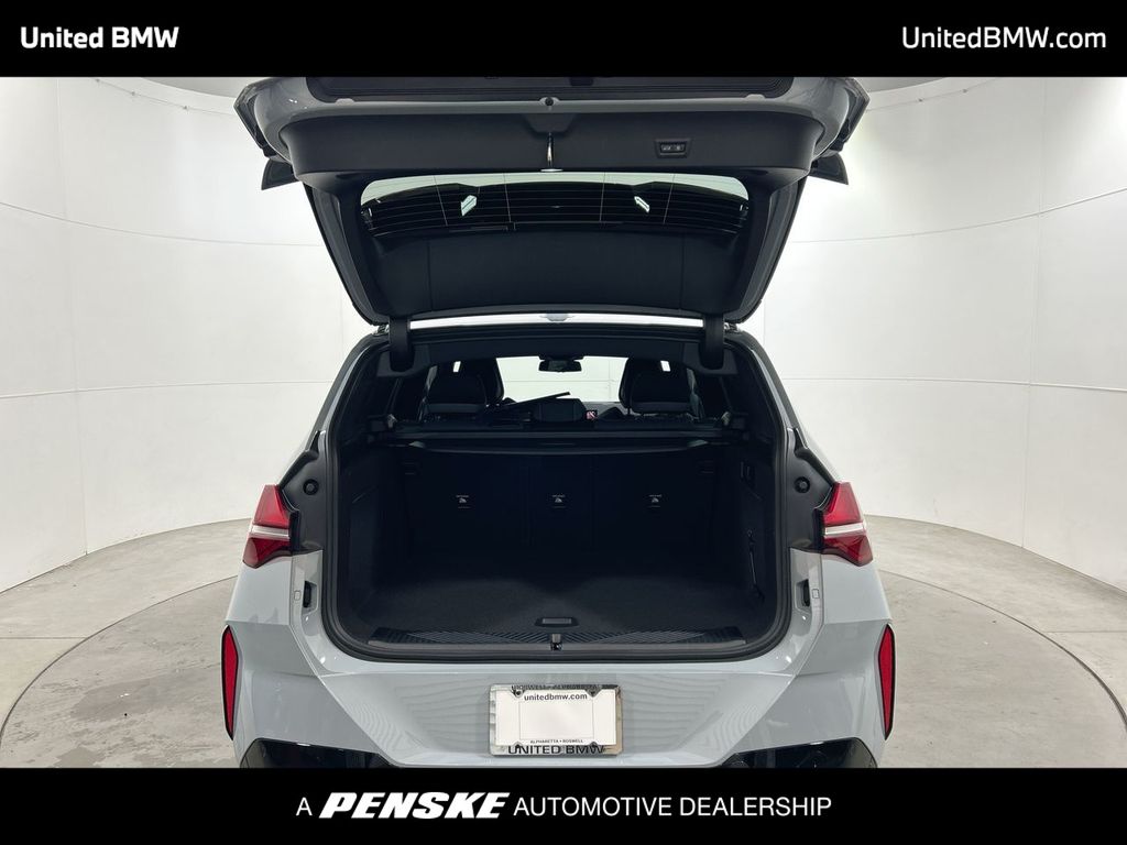 Thumbnail: 2026 BMW X3 - 21