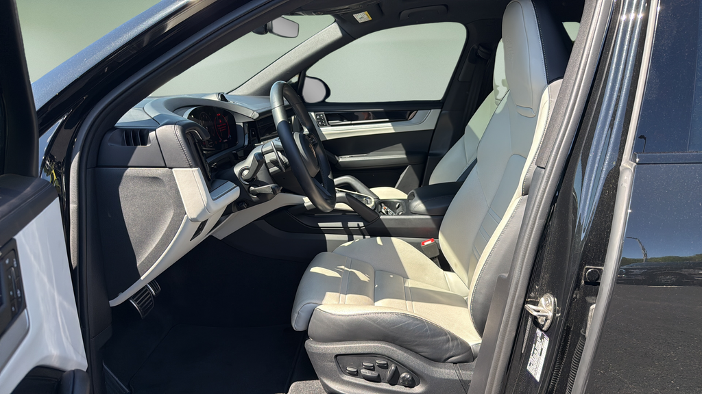 2024 Porsche Cayenne
