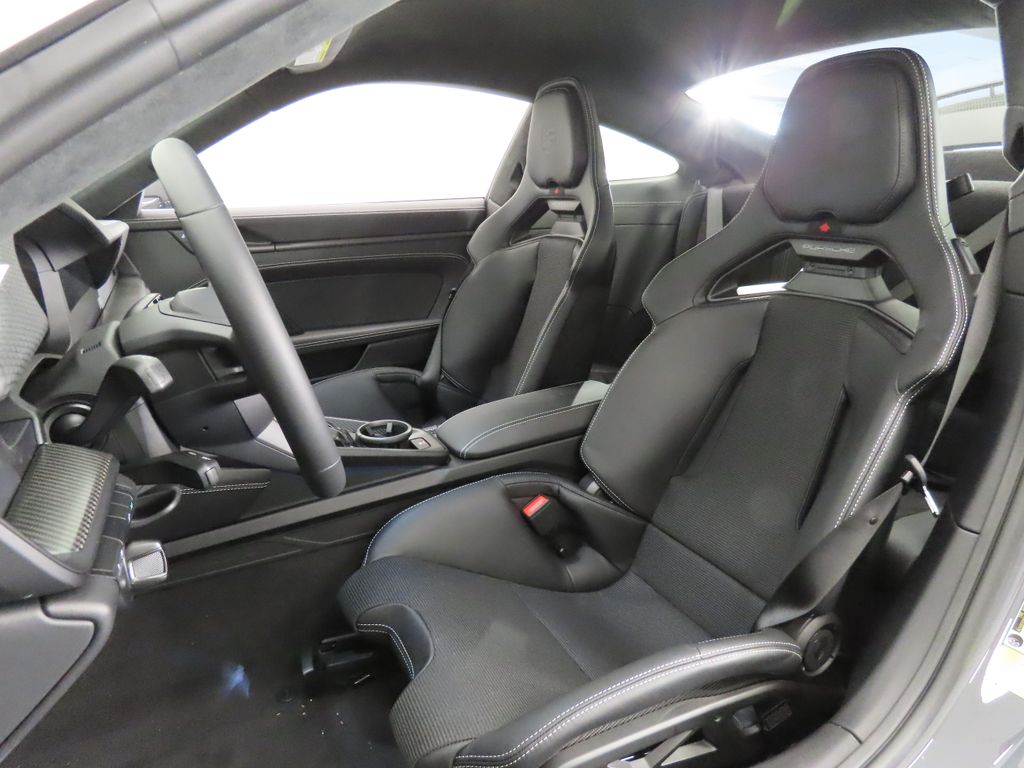 Thumbnail: 2026 Porsche 911 - 5