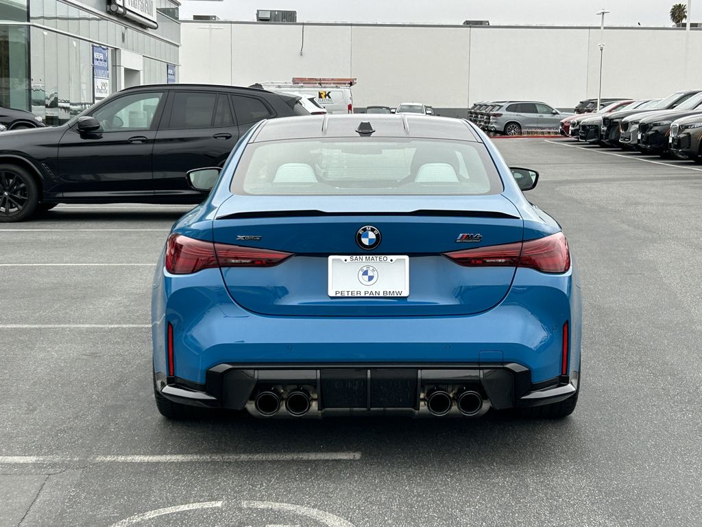 Thumbnail: 2025 BMW M4 - 4