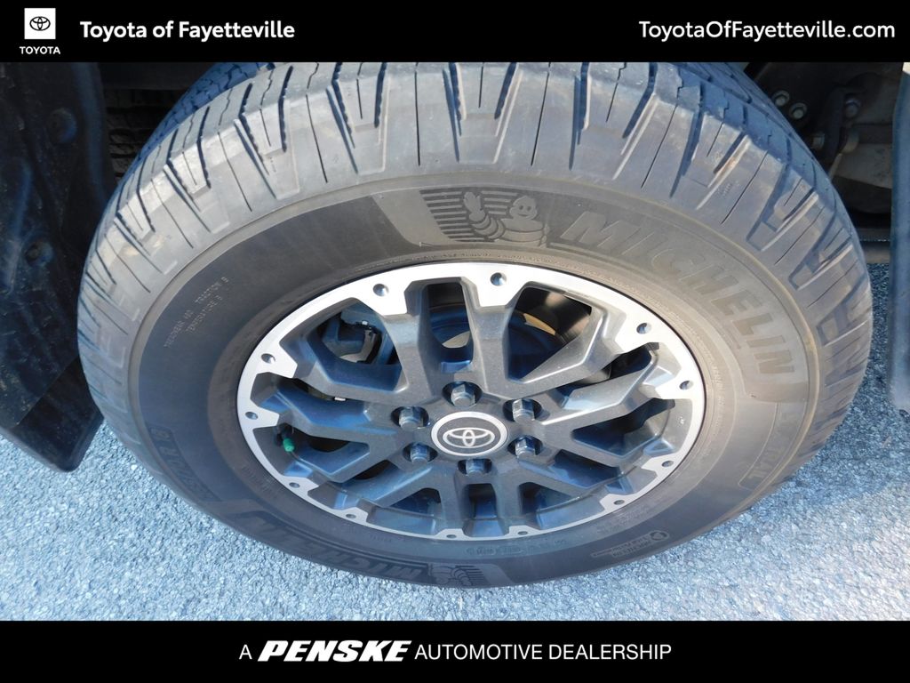 Thumbnail: 2022 Toyota Tundra - 7