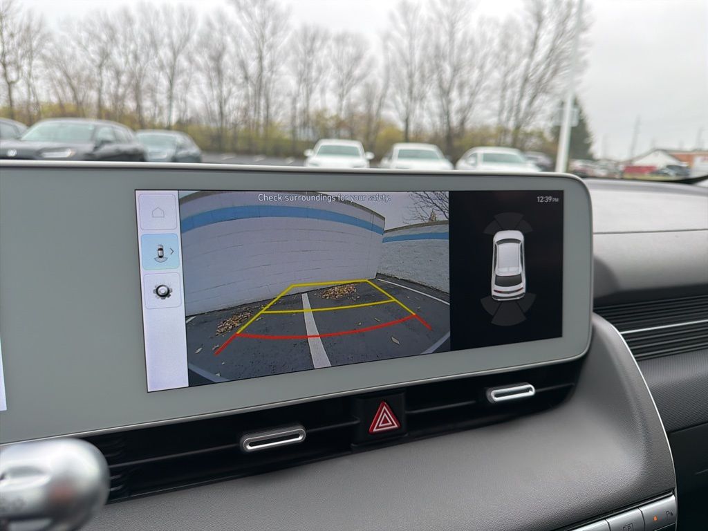 Thumbnail: 2024 Hyundai Ioniq 5 - 30