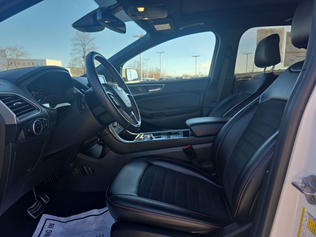 Certified Used 2024 White Ford ST Line image 17