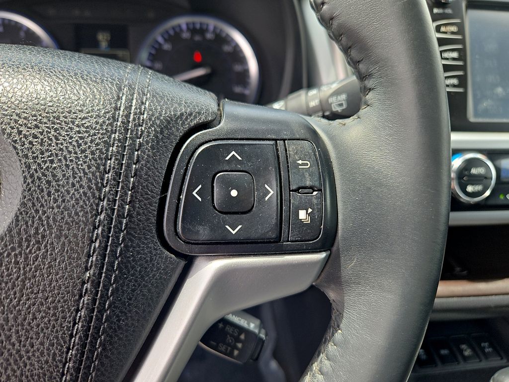 2016 Toyota Highlander