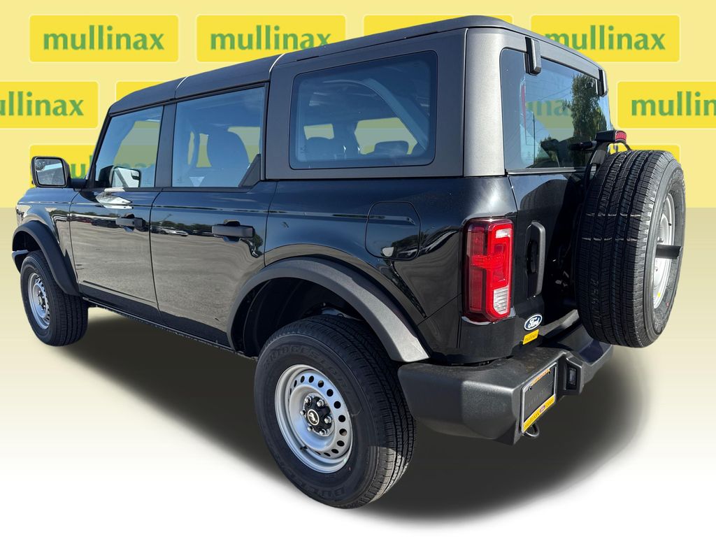 New 2026 Black Ford Base image 4