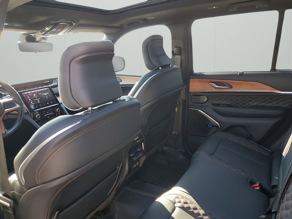 Used Car 2024 Jeep Grand Cherokee  Summit Reserve 4xe For Sale Under $50,000 In Austin, Texas