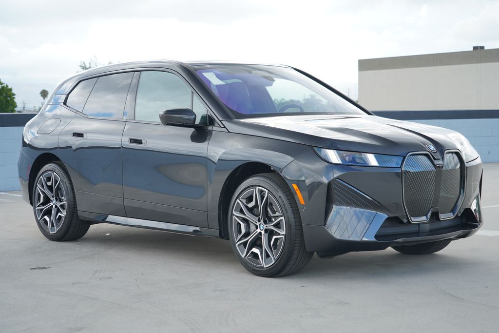 Thumbnail: 2026 BMW iX - 3