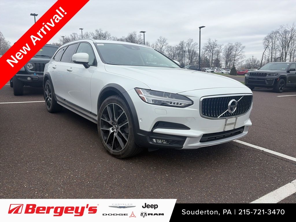 2017 Volvo V90 Cross Country T6 AWD