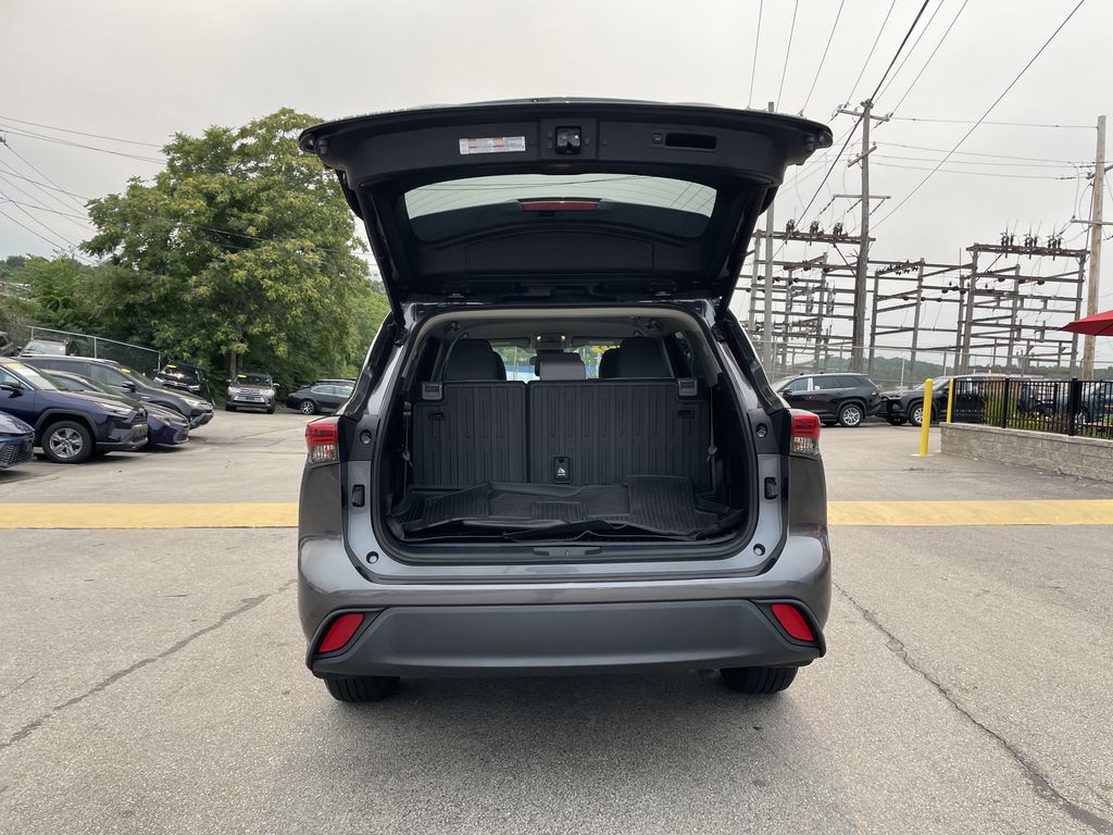 Used 2022 Toyota Highlander SUV