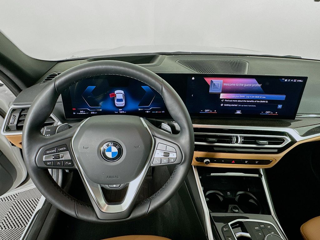 Thumbnail: 2024 BMW 3 Series - 11