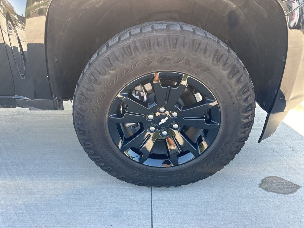 2022 Chevrolet Colorado Z71 14