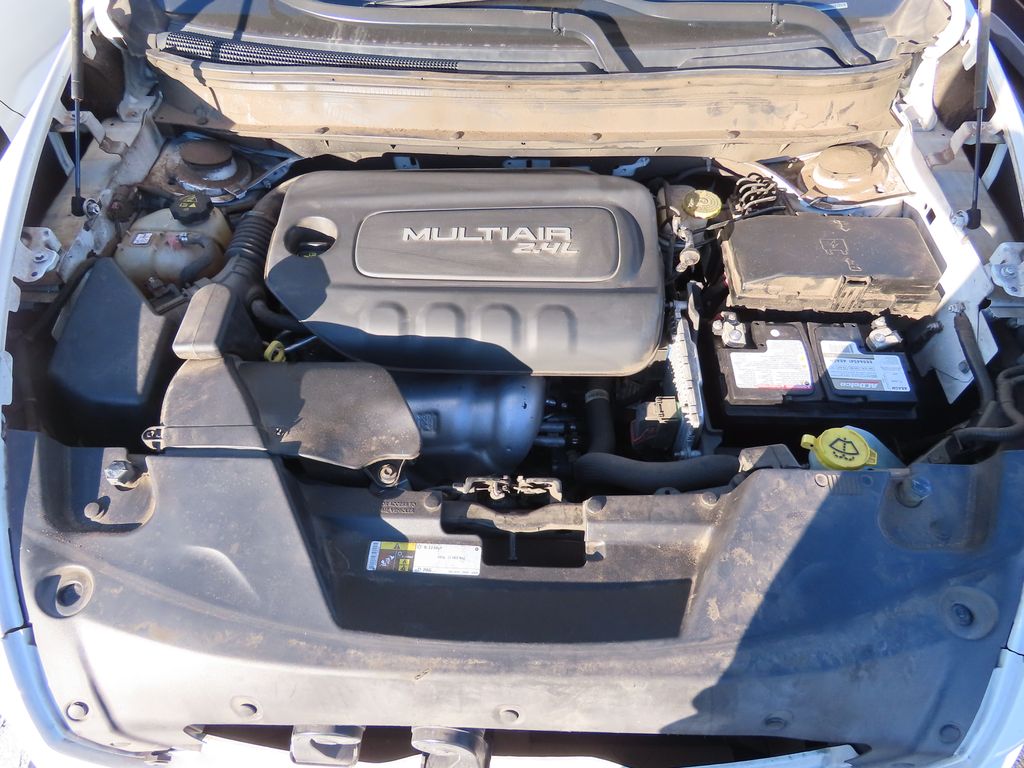 Thumbnail: 2018 Jeep Cherokee - 13