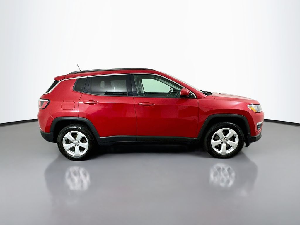 Thumbnail: 2019 Jeep Compass - 4