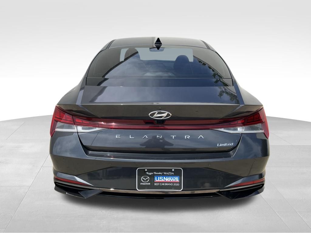 Used Car 2021 Hyundai Elantra  Limited For Sale Under $25,000 In Georgetown, Texas