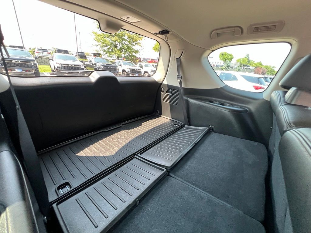 Used 2023 Nissan Armada SUV