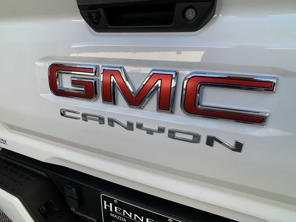 2024 GMC Canyon Elevation 33