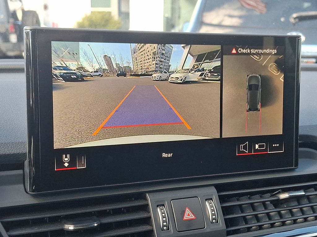 Thumbnail: 2024 Audi Q5 - 18